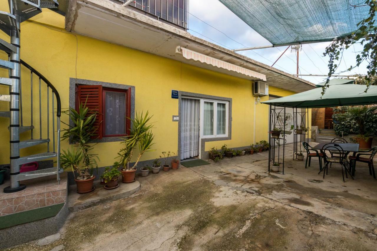 Apartments Toni With Free Parking Kastela Luaran gambar