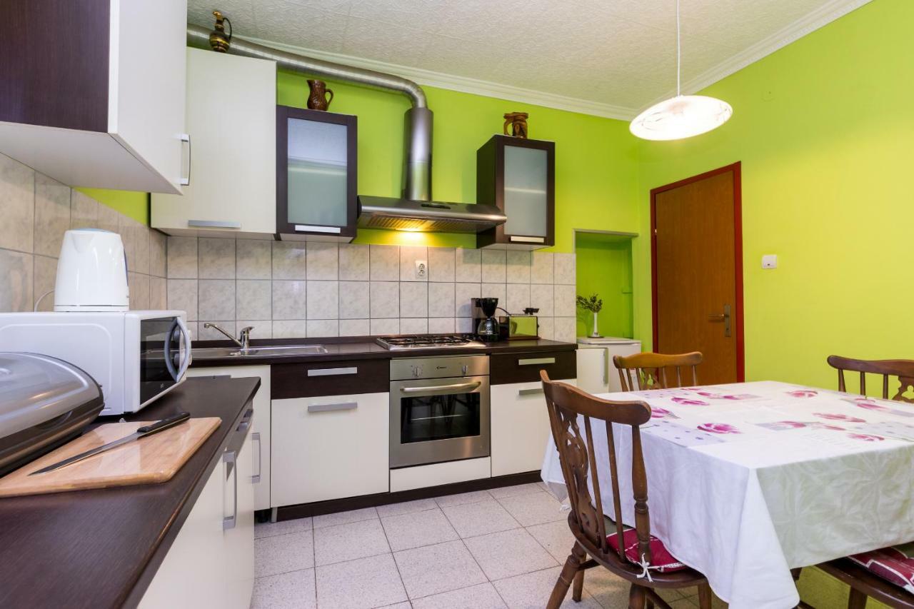 Apartments Toni With Free Parking Kastela Luaran gambar