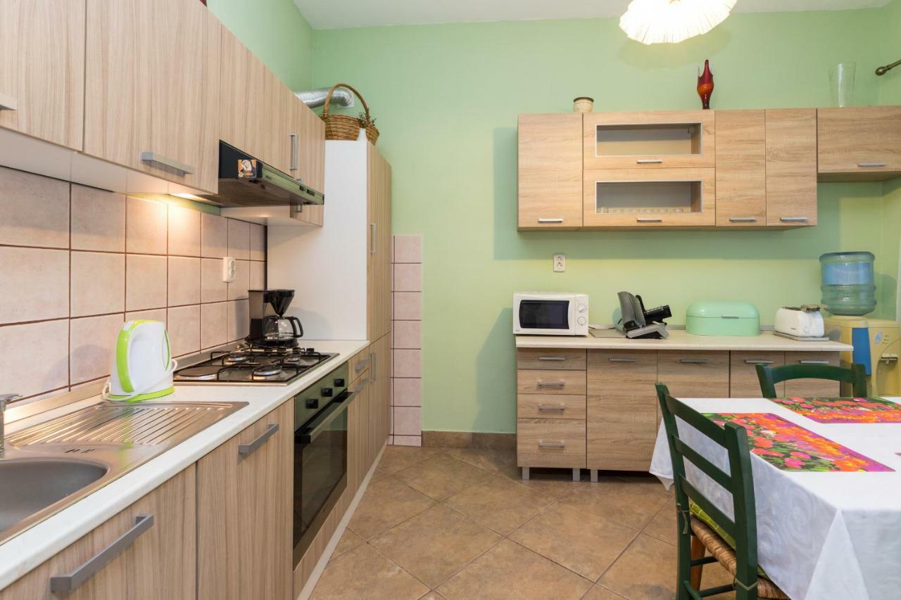 Apartments Toni With Free Parking Kastela Luaran gambar